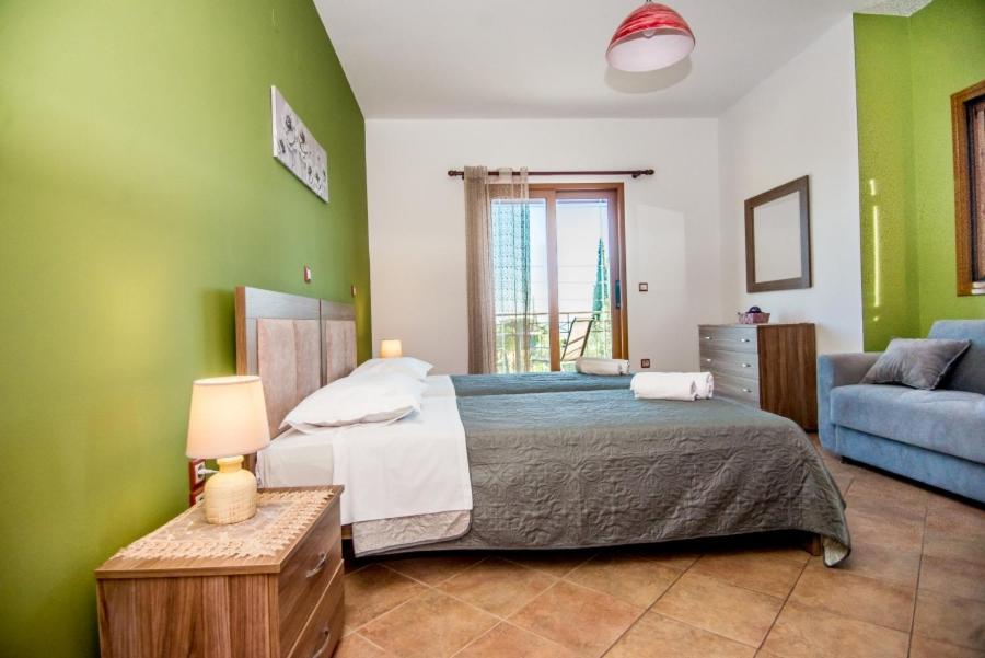 Villa Irida Afrato Buitenkant foto